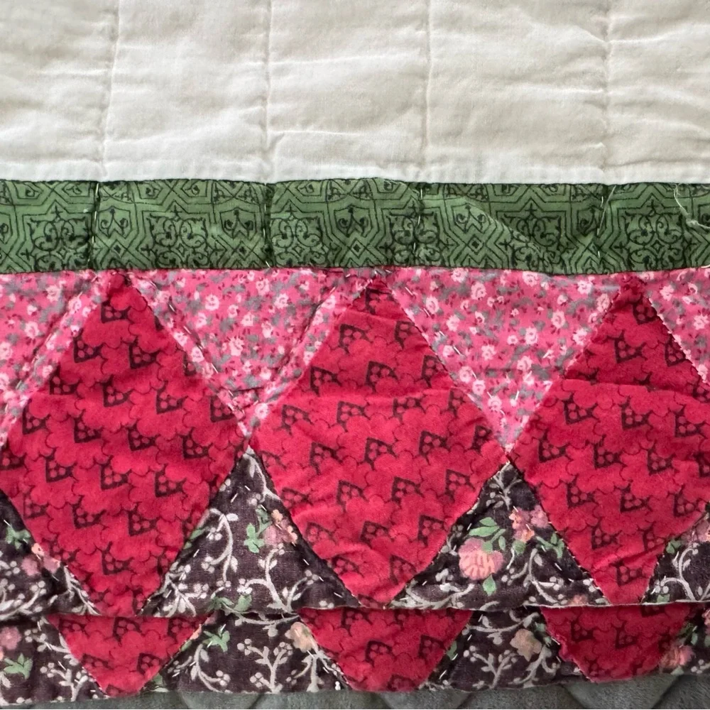 Quilt Patchwork Lone Star Red Green Pink Diamond Border Cottage Vintage Handmade